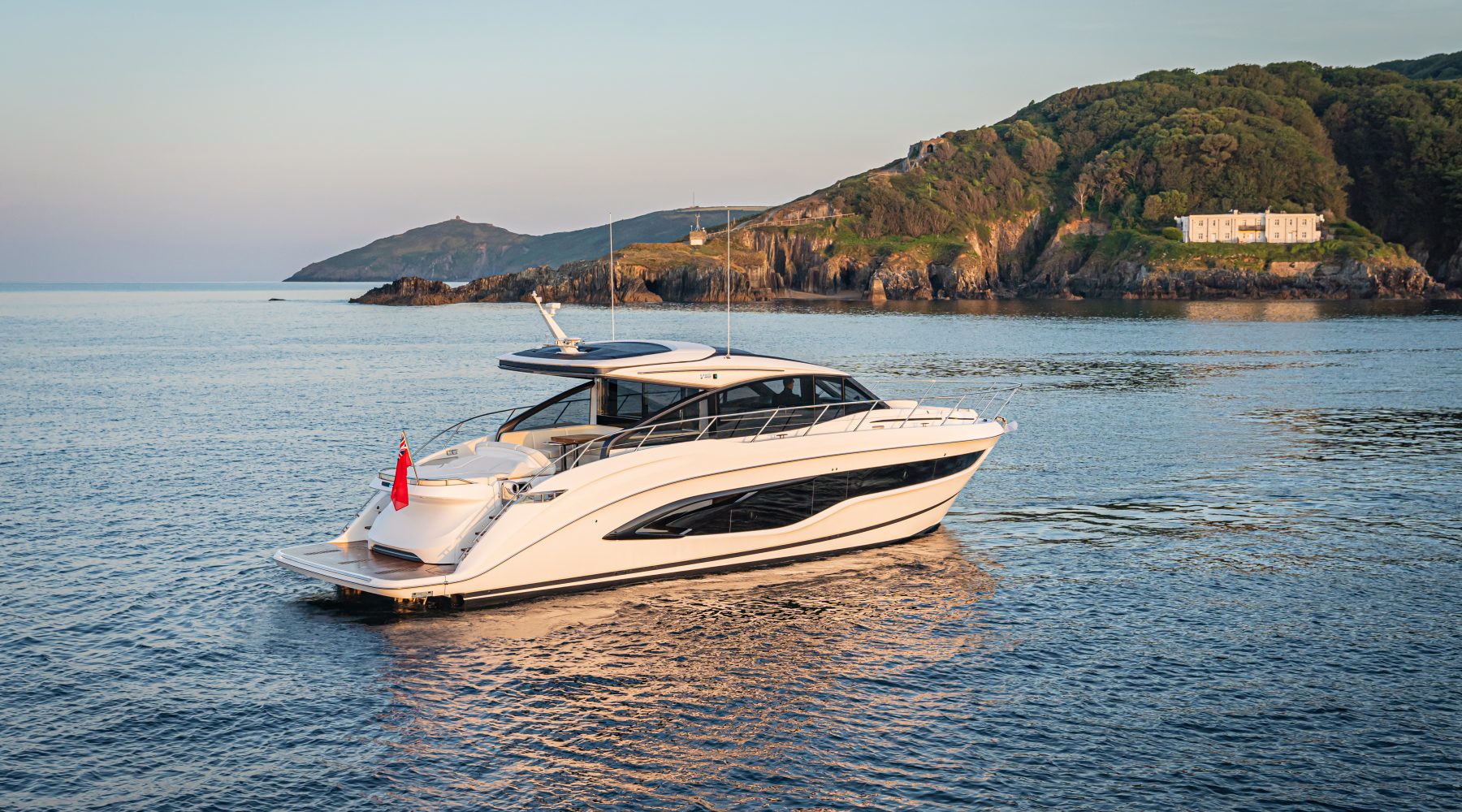 motor yacht hire uk